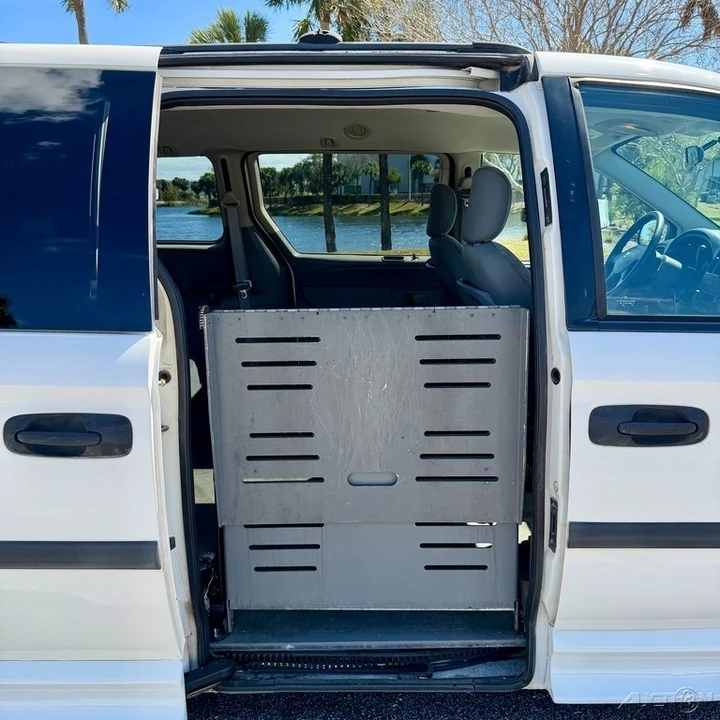 2006 Dodge Caravan - Image 21 of 21