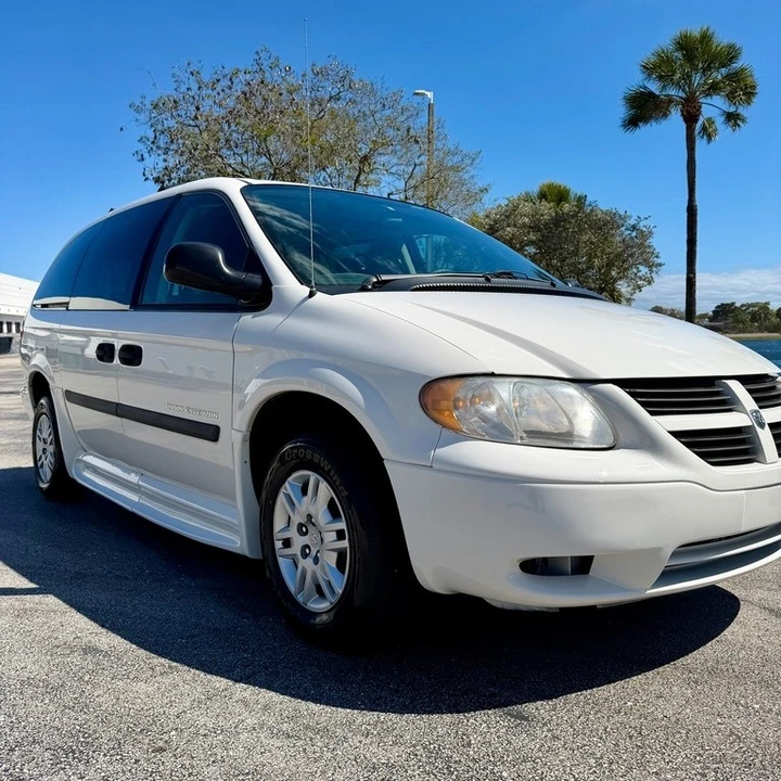 2006 Dodge Caravan - Image 8 of 21