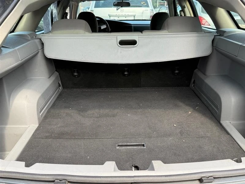 2006 Dodge Magnum 2nd Gen Wagon - Image 12 of 13