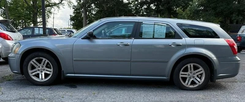 2006 Dodge Magnum 2nd Gen Wagon - Image 4 of 13