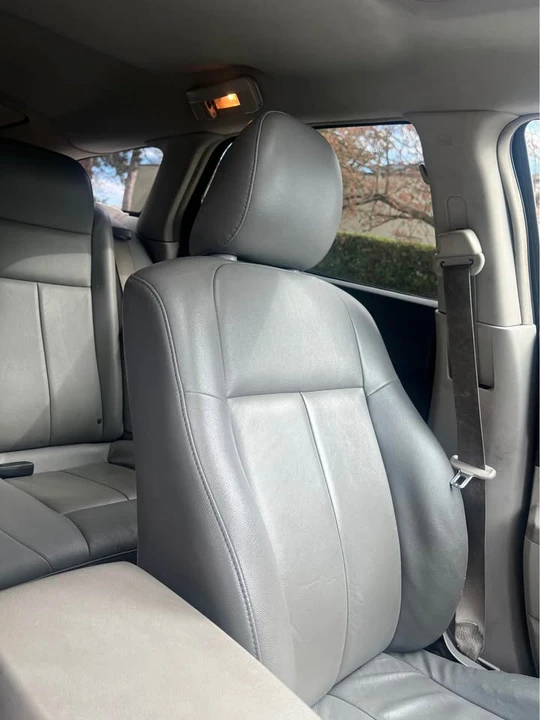 2006 Dodge Magnum 2nd Gen Wagon - Image 9 of 12