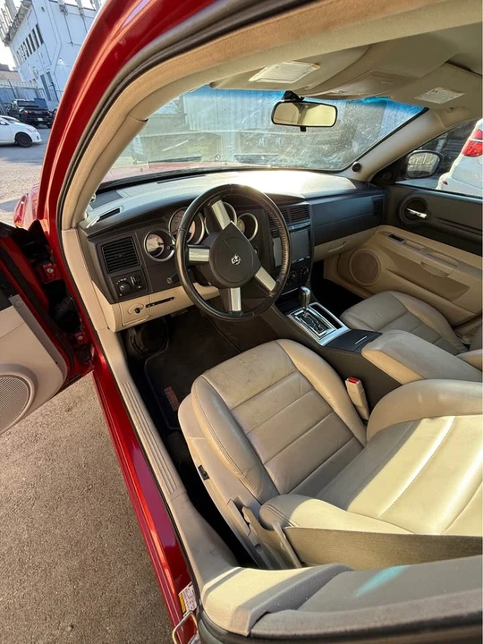 2006 Dodge Magnum 2nd Gen Wagon - Image 16 of 20