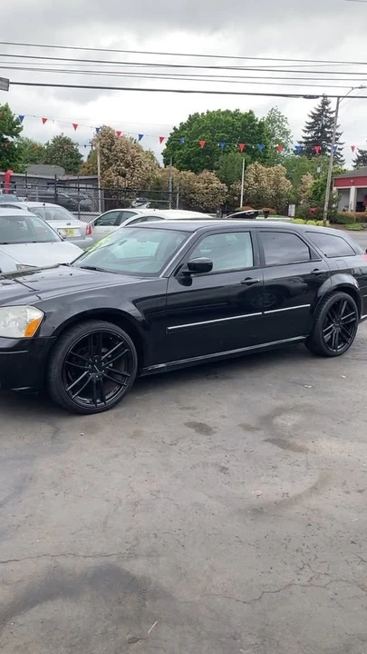 2006 Dodge Magnum 2nd Gen Wagon - Image 3 of 11