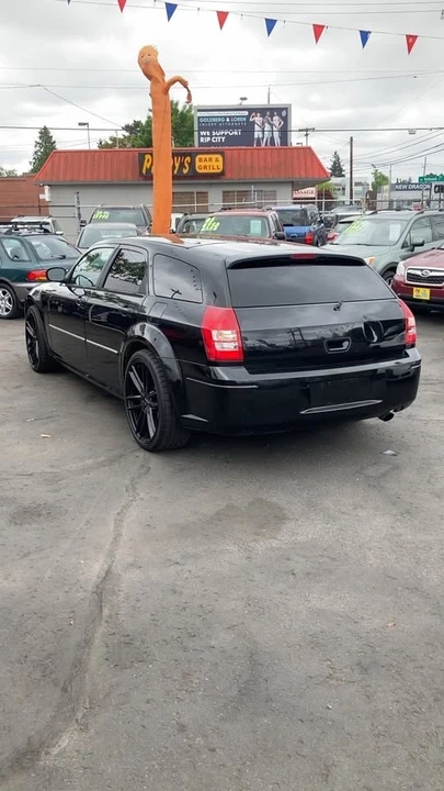 2006 Dodge Magnum 2nd Gen Wagon - Image 4 of 11