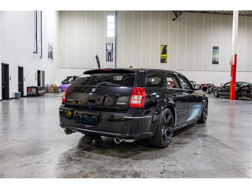 2006 Dodge Magnum 2nd Gen Wagon - Image 6 of 31