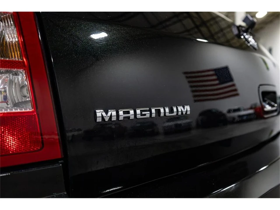 2006 Dodge Magnum 2nd Gen Wagon - Image 24 of 31