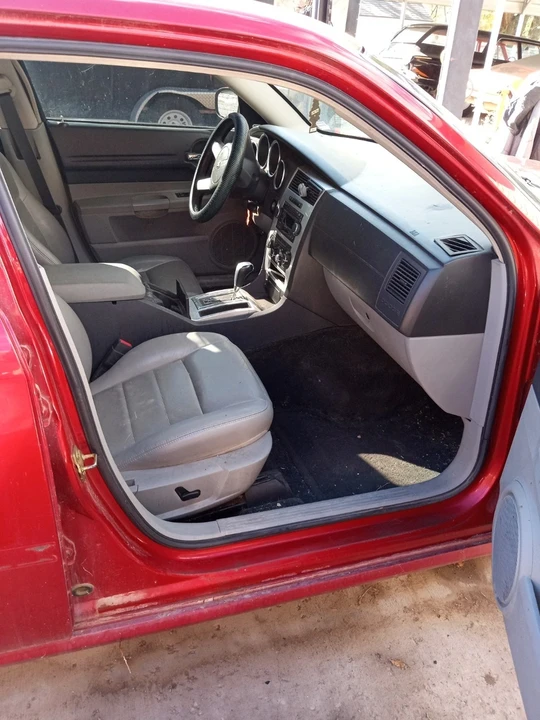 2006 Dodge Magnum 2nd Gen Wagon - Image 6 of 20