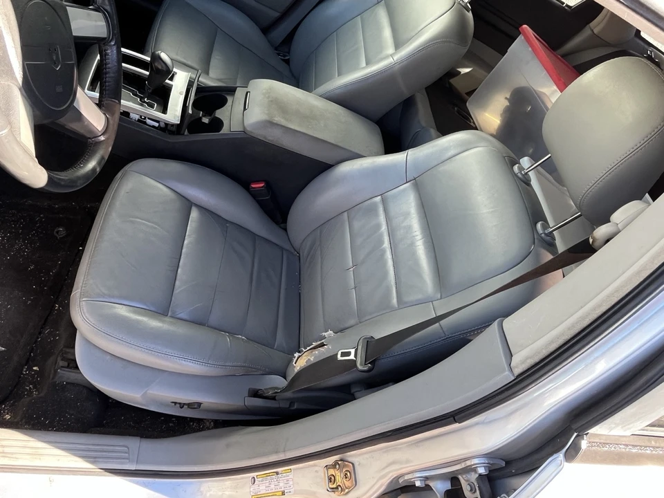 2006 Dodge Magnum 2nd Gen Wagon - Image 25 of 31