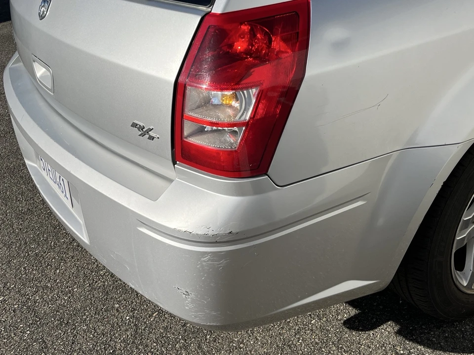 2006 Dodge Magnum 2nd Gen Wagon - Image 3 of 31