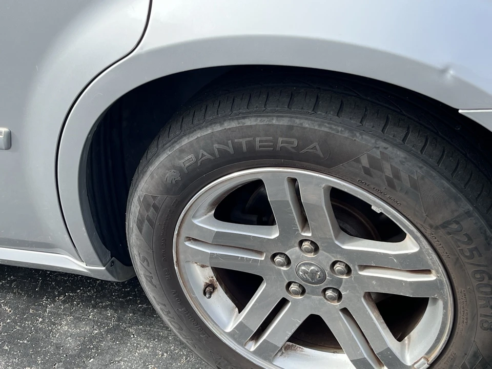2006 Dodge Magnum 2nd Gen Wagon - Image 14 of 31