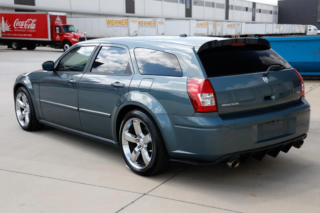 2006 Dodge Magnum 2nd Gen Wagon - Image 7 of 31