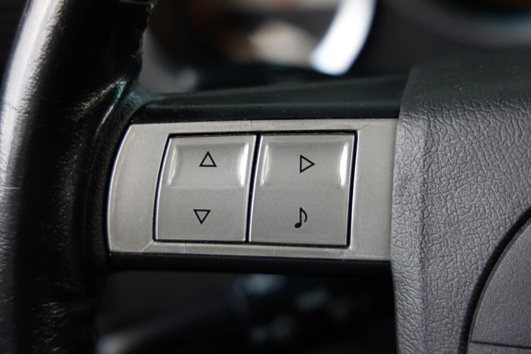 2006 Dodge Magnum 2nd Gen Wagon - Image 27 of 31