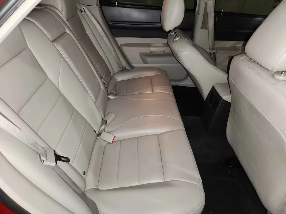 2006 Dodge Magnum 2nd Gen Wagon - Image 4 of 5