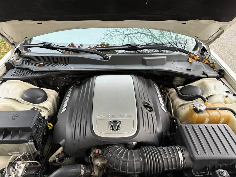 2006 Dodge Magnum 2nd Gen Wagon - Image 3 of 7