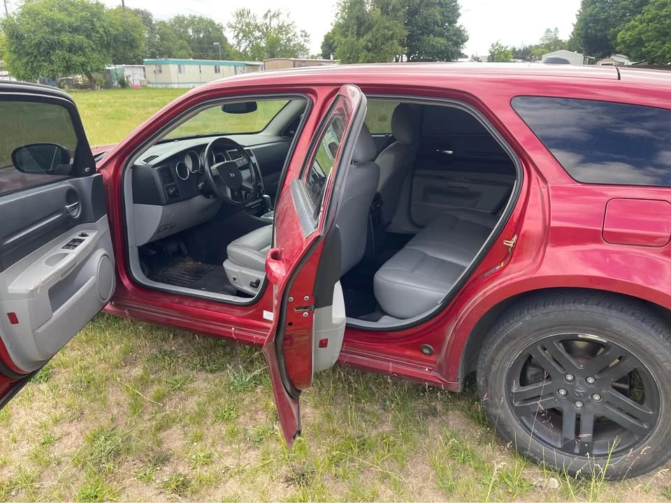 2006 Dodge Magnum 2nd Gen Wagon - Image 3 of 6
