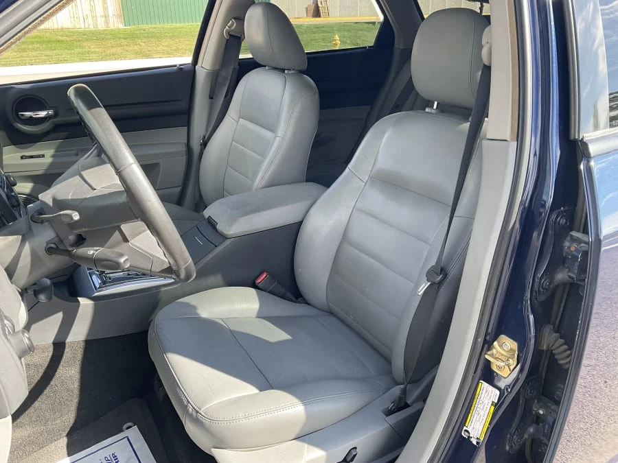 2006 Dodge Magnum 2nd Gen Wagon - Image 4 of 11