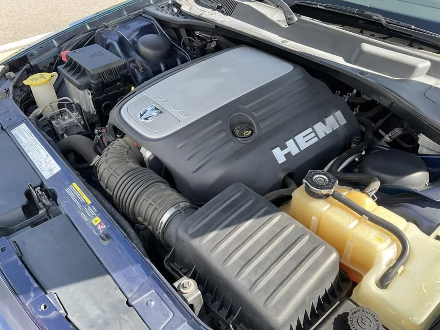 2006 Dodge Magnum 2nd Gen Wagon - Image 11 of 11