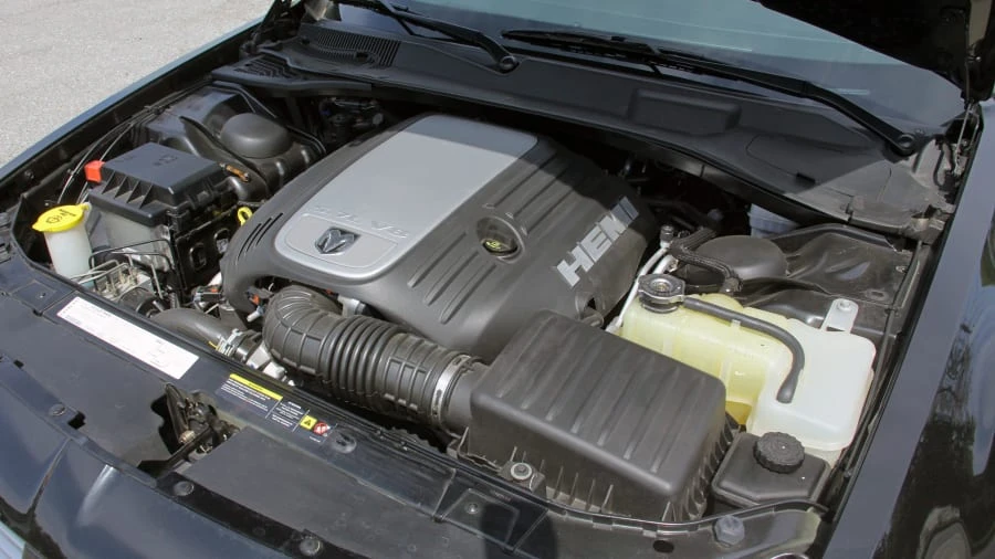 2006 Dodge Magnum 2nd Gen Wagon - Image 6 of 10