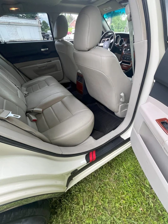 2006 Dodge Magnum 2nd Gen Wagon - Image 20 of 27