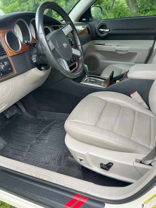 2006 Dodge Magnum 2nd Gen Wagon - Image 22 of 27
