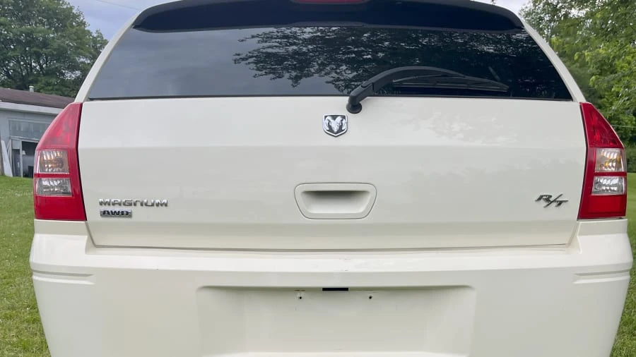 2006 Dodge Magnum 2nd Gen Wagon - Image 3 of 27