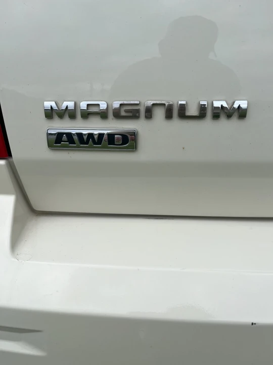2006 Dodge Magnum 2nd Gen Wagon - Image 7 of 27