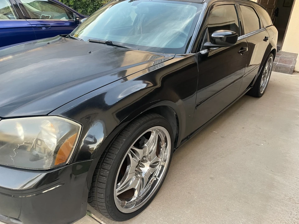 2006 Dodge Magnum 2nd Gen Wagon - Image 7 of 11