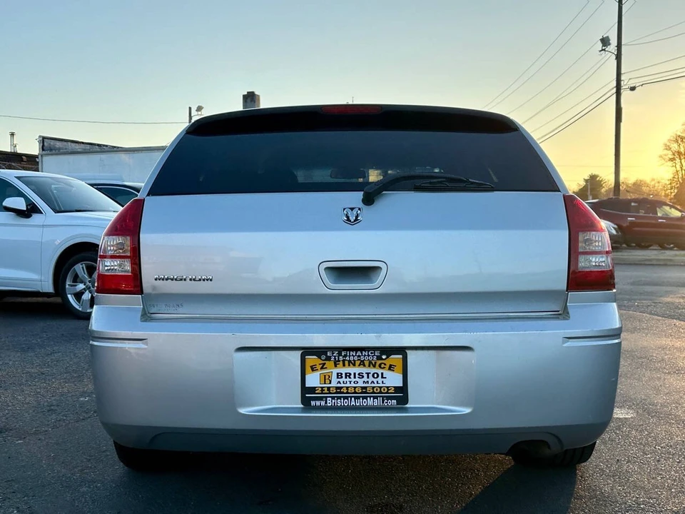 2006 Dodge Magnum 2nd Gen Wagon - Image 5 of 18