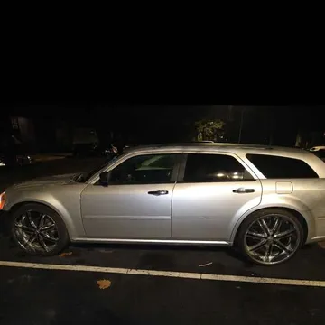 2006 Dodge Magnum SE Sport Wagon