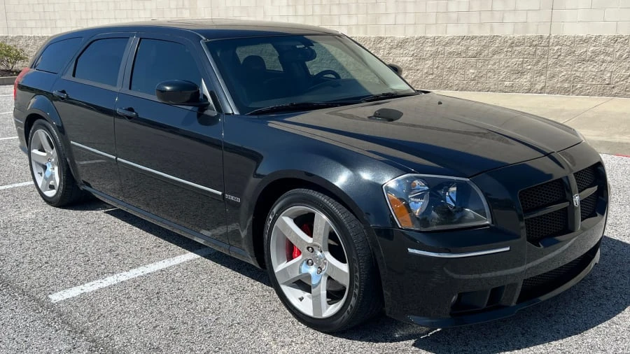 2006 Dodge Magnum SRT8 2nd Gen - Image 4 of 10