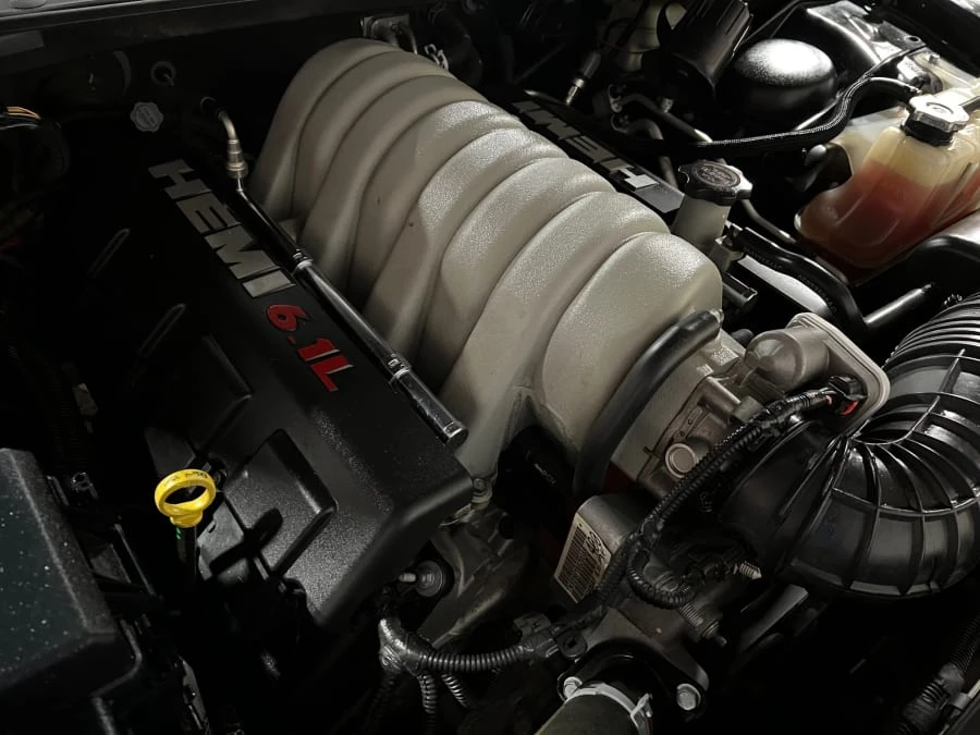 2006 Dodge Magnum SRT8 2nd Gen - Image 9 of 10