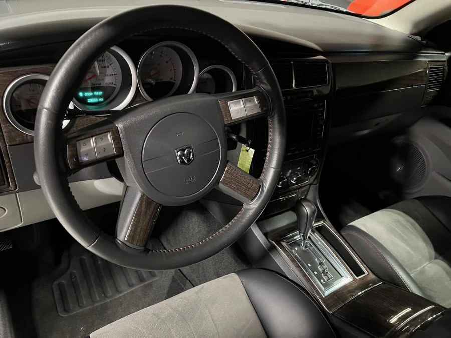 2006 Dodge Magnum SRT8 2nd Gen - Image 6 of 10