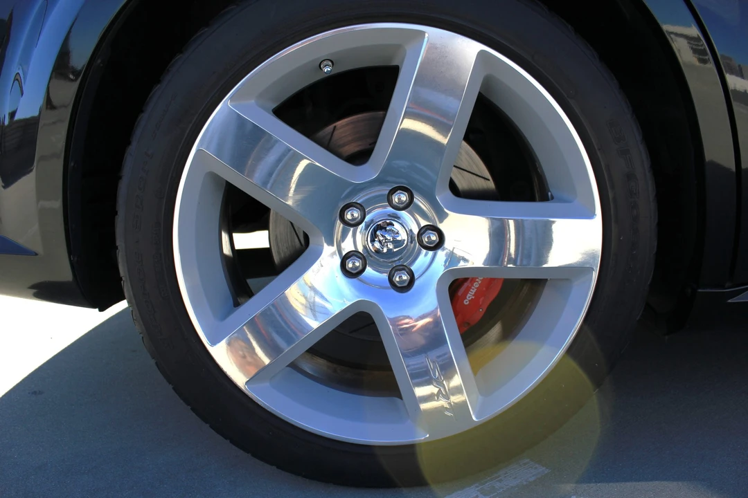 2006 Dodge Magnum SRT8 2nd Gen - Image 19 of 31