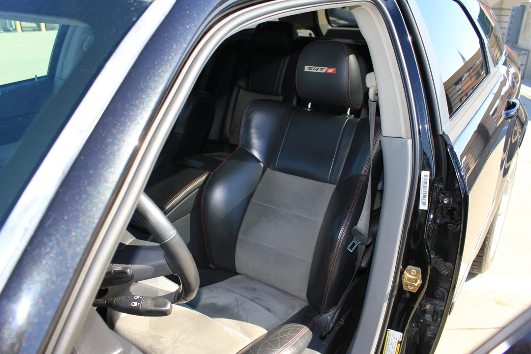 2006 Dodge Magnum SRT8 2nd Gen - Image 25 of 31