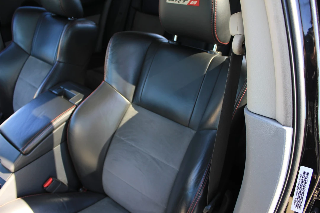 2006 Dodge Magnum SRT8 2nd Gen - Image 28 of 31