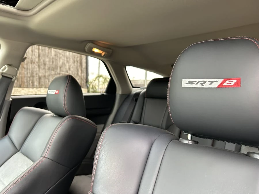 2006 Dodge Magnum SRT8 2nd Gen - Image 10 of 14