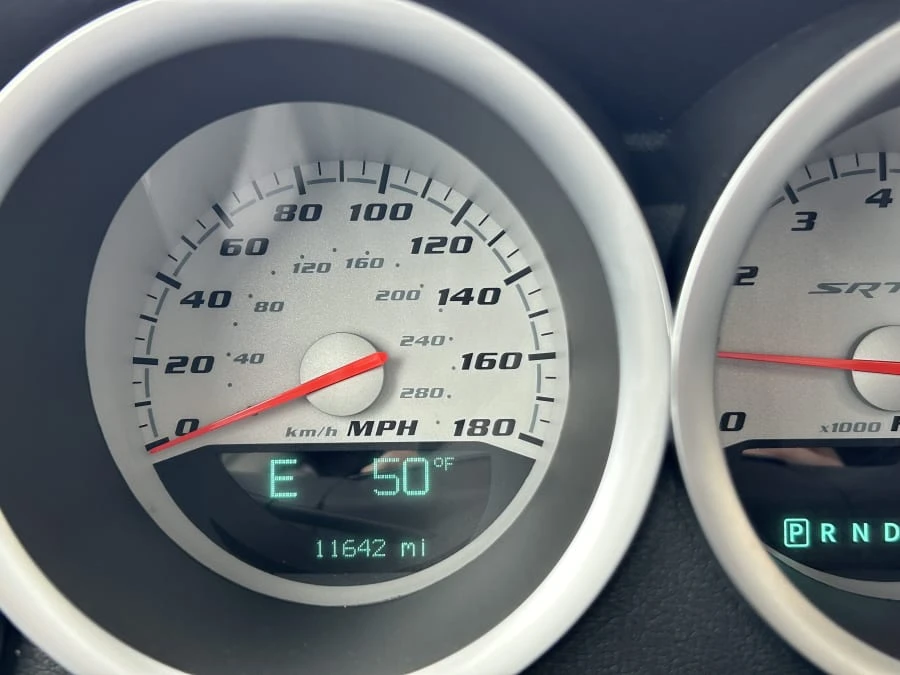 2006 Dodge Magnum SRT8 2nd Gen - Image 11 of 14