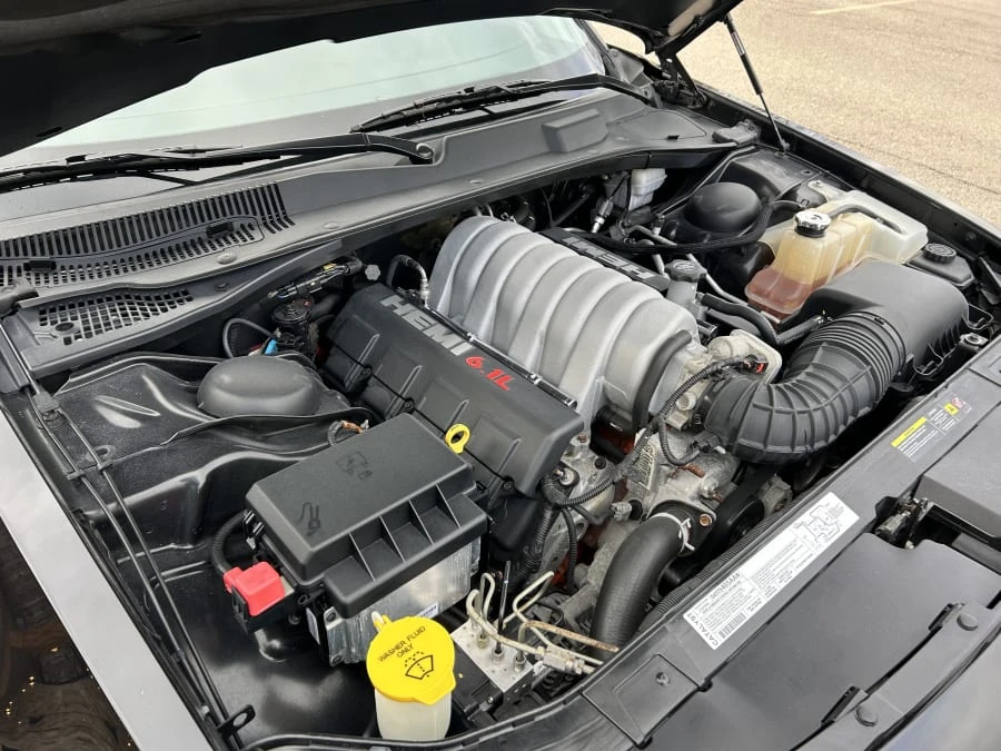 2006 Dodge Magnum SRT8 2nd Gen - Image 13 of 14