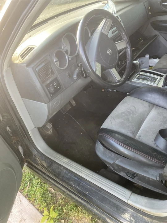 2006 Dodge Magnum SRT8 2nd Gen - Image 7 of 11