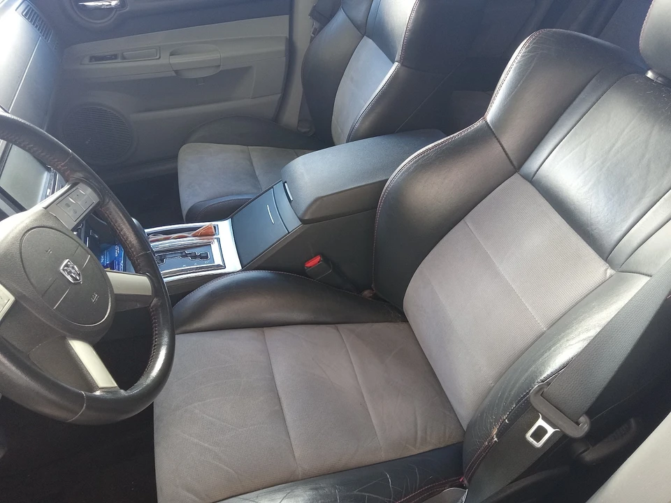 2006 Dodge Magnum SRT8 2nd Gen - Image 7 of 10