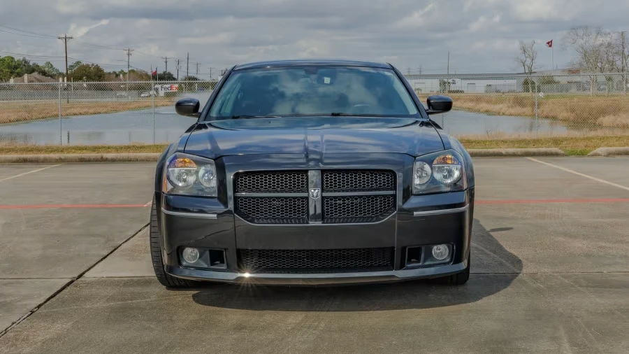2006 Dodge Magnum SRT8 2nd Gen - Image 3 of 11