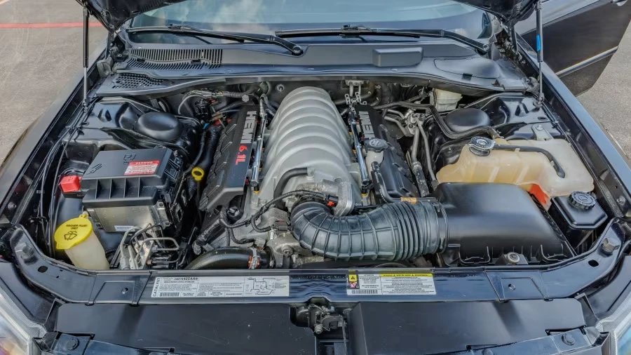 2006 Dodge Magnum SRT8 2nd Gen - Image 9 of 11