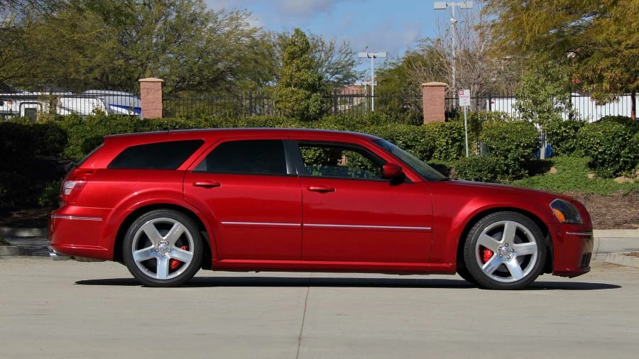 2006 Dodge Magnum SRT8 2nd Gen - Image 2 of 30