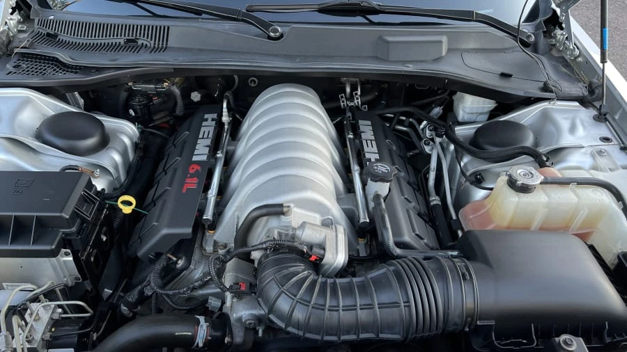 2006 Dodge Magnum SRT8 2nd Gen - Image 8 of 13
