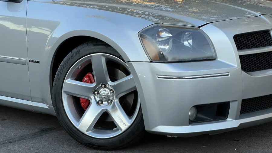 2006 Dodge Magnum SRT8 2nd Gen - Image 9 of 13