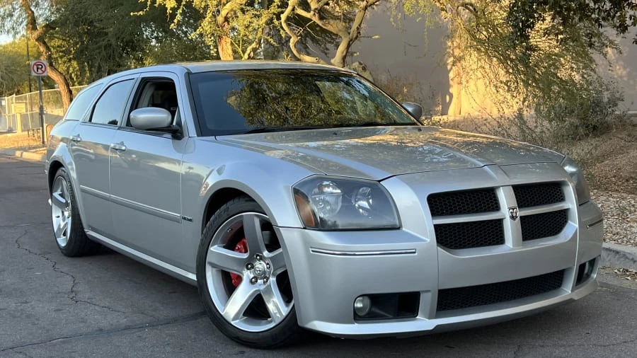 2006 Dodge Magnum SRT8 2nd Gen - Image 12 of 13