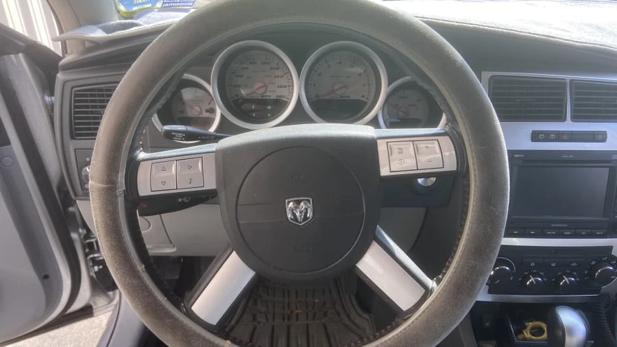 2006 Dodge Magnum SRT8 2nd Gen - Image 5 of 11