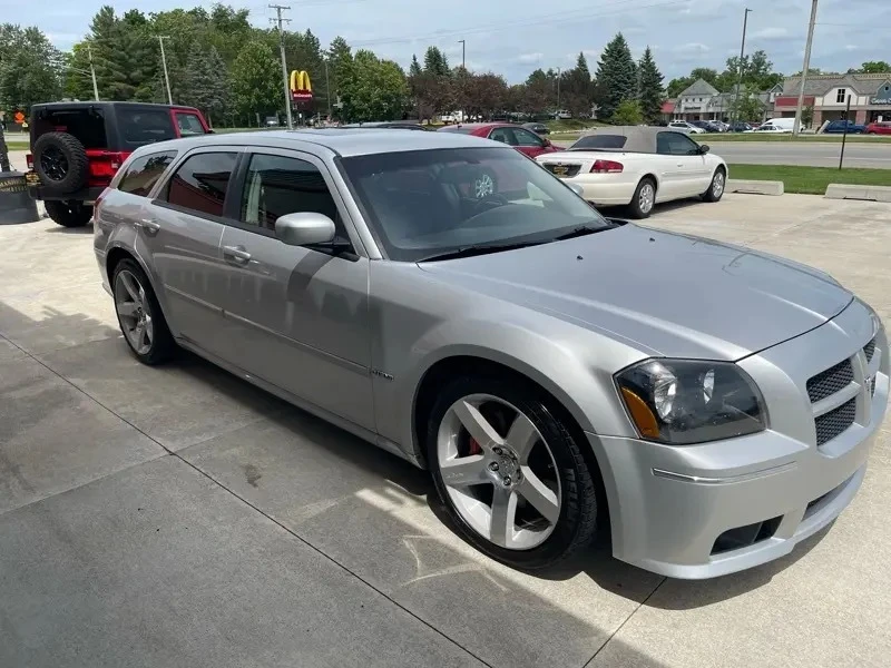 2006 Dodge Magnum SRT8 2nd Gen - Image 8 of 31
