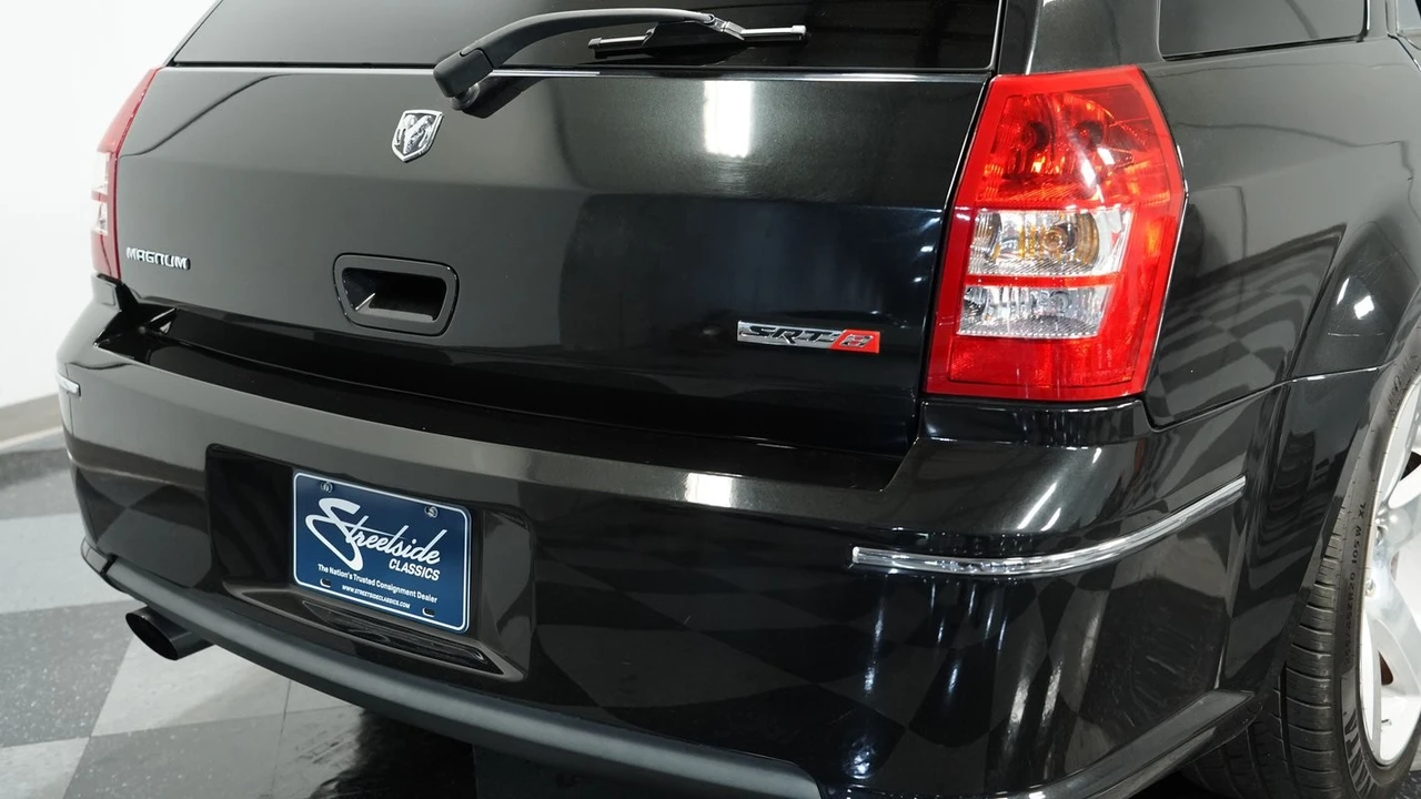 2006 Dodge Magnum SRT8 2nd Gen - Image 22 of 31