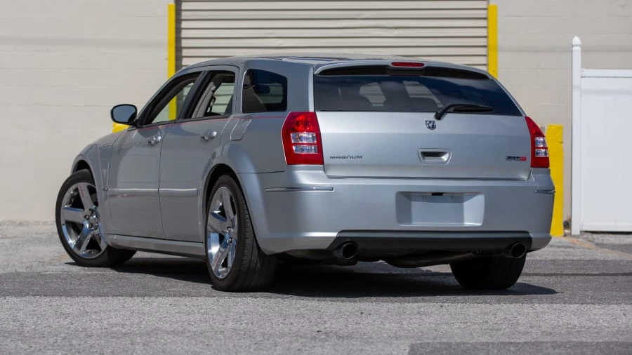 2006 Dodge Magnum SRT8 2nd Gen - Image 3 of 12